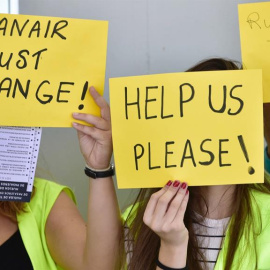 Empleados de Ryanair protestan en Palma. / ATIENZA (EFE)