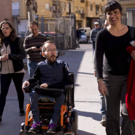 La coordinadora de Podemos en Andalucía, Teresa Rodríguez, y el secretario de Organización del partido, Pablo Echenique, durante el acto en Córdoba / EFE