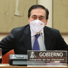 23/03/2022.- El ministro de Asuntos Exteriores, José Manuel Albares, comparece en la Comisión de Asuntos Exteriores del Congreso a petición propia para informar sobre las relaciones con Marruecos, este miércoles en Madrid. EFE/ Kiko Huesca