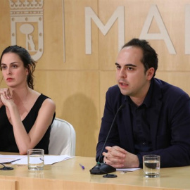 La portavoz y concejala del Ayuntamiento Rita Maestre y el delegado de Desarrollo Urbano Sostenible José Manuel Calvo / Ayuntamiento de Madrid