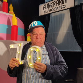 Leo Bassi durante su entrevista con 'Público'.