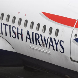Imagen de archivo de un avión de la aerolínea británica British Airways. - EFE