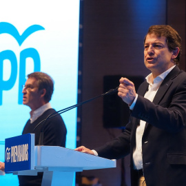 31/03/2022. El candidato a la Presidencia del Partido Popular, Alberto Núñez Feijóo, y el presidente en funciones de Castilla y León, Alfonso Fernández Mañueco, participan en un acto público en Valladolid, a 19/03/2022.