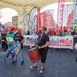 Concentración de archivo de los trabajadores de Caixa Bank
