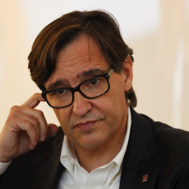 El líder del PSC, Salvador Illa, durante su intervención en las Jornadas de Verano de Societat Civil Catalana celebradas en Barcelona.