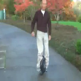 Revolucionar el transporte urbano con una sola rueda