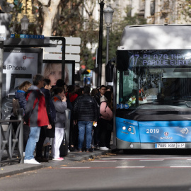 Un autobús de la EMT en Madrid (España). Imagen de archivo.
