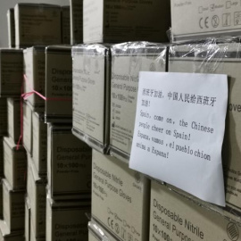 Cargamento de guantes de una fábrica china en abril de 2020 destinado al Ayuntamiento de Madrid