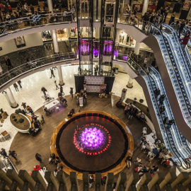 Interior del centro comercial Vallsur de Valladolid - Web del centro comercial