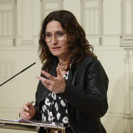 La consellera de la Presidencia, Laura Vilagrà durante la rueda de prensa tras el encuentro mantenido con el ministro de la Presidencia, Félix Bolaños, este domingo en Barcelona.