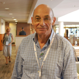 Julian Kinderlerer durante su visita al congreso ESOF en Toulouse - SINC