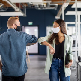 Banco Santander acompaña a empresas y autónomos en su camino hacia la digitalización y el crecimiento sostenible
