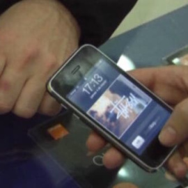 Los móviles podrían aumentar el riesgo de cáncer