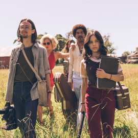 26/04/2022. El grupo de actores protagonistas de la película.