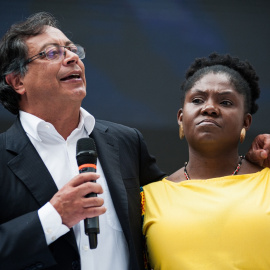 18/04/2022-El candidato presidencial colombiano de izquierda Gustavo Petro y la candidata a la vicepresidencia, Francia Márquez, el 18 de abril en Bogotá