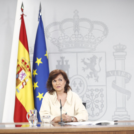 Carmen Calvo, la vicepresidente del Gobierno, en la rueda de prensa posterior al consejo de ministros en el comunicó que el Ejecutivo solo se personará en la causa si el juez belga cuestiona el "procés" | EP