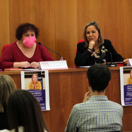 Imagen de la ponencia de Rosa Valdeón.