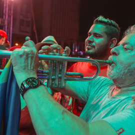 El expresidente brasileño Lula da Silva, recién liberado, en un acto en su honor celebrado en Recife (Pernambuco)./ RICARDO STUCKERT (INSTITUTO-LULA). 17/11/19.