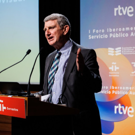 El presidente de RTVE, José Manuel Pérez Tornero, interviene en la clausura del I Foro Iberoamericano de Servicio Público Audiovisual, en el Instituto Cervantes, a 16 de febrero de 2022, en Madrid