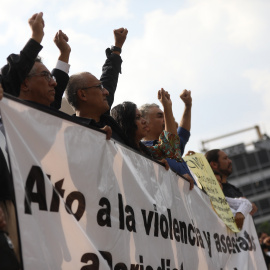 10/5/22- Varios periodistas protestan en contra del asesinato de colegas, hoy, en Ciudad de México (México).