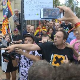 Imagen del cámara de Telemadrid tras la agresión. EFE