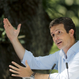 El presidente del Partido Popular, Pablo Casado,  en el acto de apertura del curso político celebrado en el municipio pontevedrés de Cerdedo-Cotobade. EFE/Lavandeira JR