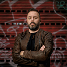 El periodista y escritor Antonio Maestre, antes de la entrevista con Público.