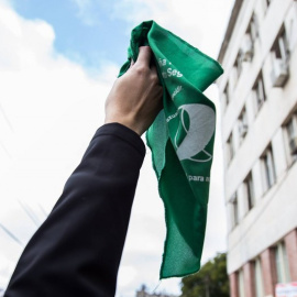 Pañuelazo por el derecho al aborto en Santa Fe, Argentina. 20 de julio de 2018  LARA VA