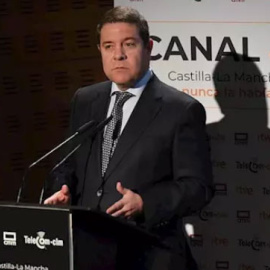 Emiliano Page, presidente de Castilla-La Mancha, durante un acto sobre las emisiones de CMM. (EP)