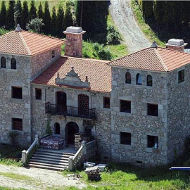 Imagen del pazo de Reibó tal y como aparece en el anuncio del portal inmobiliario.