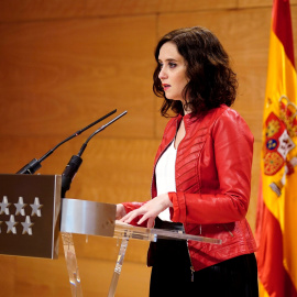 La presidenta de la Comunidad de Madrid, Isabel Díaz Ayuso, durante la rueda de prensa de este viernes. / EFE