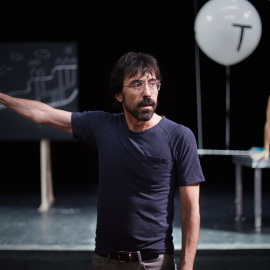 Israel Elejalde durante la representación de 'Un enemigo del pueblo (Ágora)'.- VANESSA RÁBADE