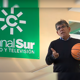 06/05/2022. Santiago Roldán en una de sus participaciones para Canal Sur, a 23 de febrero de 2022.