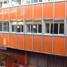 La lucha vecinal para impedir que Cifuentes cierre un 'viejo' conservatorio en Madrid