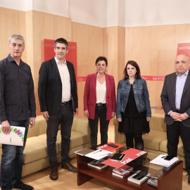 Reunión del PSOE con EH Bildu en el Congreso. E.P.