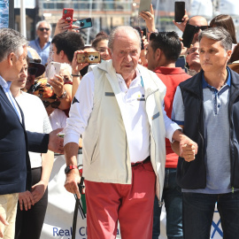 20/05/2022 El Rey Juan Carlos a su llegada al Náutico, a 20 de mayo de 2022, en Sansenxo (Pontevedra)