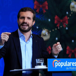 MADRID, 14/12/2019.- El presidente del PP, Pablo Casado, interviene durante la comida de Navidad del PP de Madrid, a la que han asistido entre otros la presidenta de la Comunidad de Madrid, Isabel Díaz Ayuso, y el alcalde de la capital, José Luis Martí