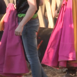 Un fragmento del vídeo de la becerrada en Vinuesa.