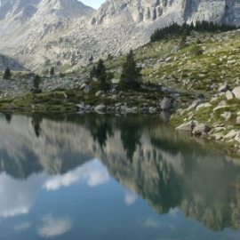 Imagen de un lago en los Pirineos. EFE/LimnoLife