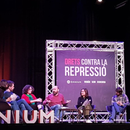 L'acte "Drets conta la repressió", organitzat per Òmnium Cultural. CÈLIA MUNS.