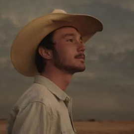 Un hombre frágil, 'The rider'