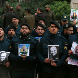 Protesta contra el asesinato del general iraní Soleimani frente a la oficina de las Naciones Unidas en Teherán. REUTERS