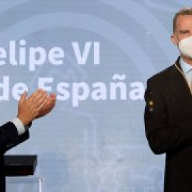 El PSOE estudia denunciar al PP ante la Junta Electoral por usar la imagen del rey para su campaña electoral en Andalucía