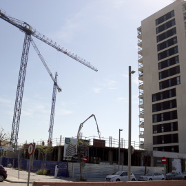 Una promoció d'habitatges en obres a Mataró.