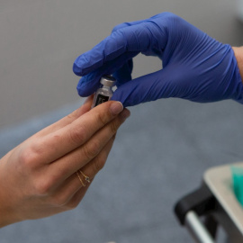 Imagen de archivo de una dosis de la vacuna contra la covid