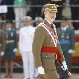 14/06/2022.- El rey Felipe VI preside el capítulo de la Real y Militar Orden de San Hermenegildo, este martes, en el Monasterio de San Lorenzo de El Escorial. EFE/ Juan Carlos Hidalgo