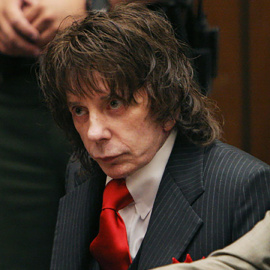 Phil Spector durante el juicio por el que fue condenado por asesinato en segundo grado.