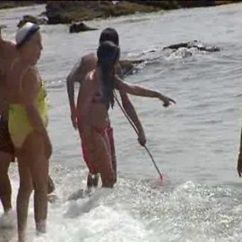 Las medusas invaden las playas malagueñas