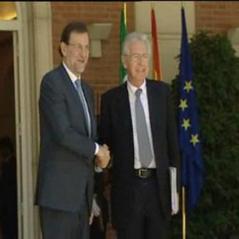 Rajoy recibe a Monti en La Moncloa