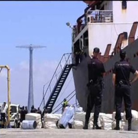 Interceptado un barco mercante cargado de cocaína a 50 millas de la costa de Cádiz